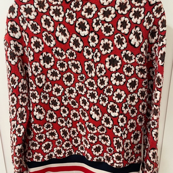 H&M Size 4 Flower Sweater - Picture 2 of 4